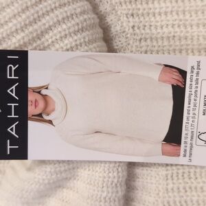 XL: ๐คTAHARI Merino Wool Knit Sweater